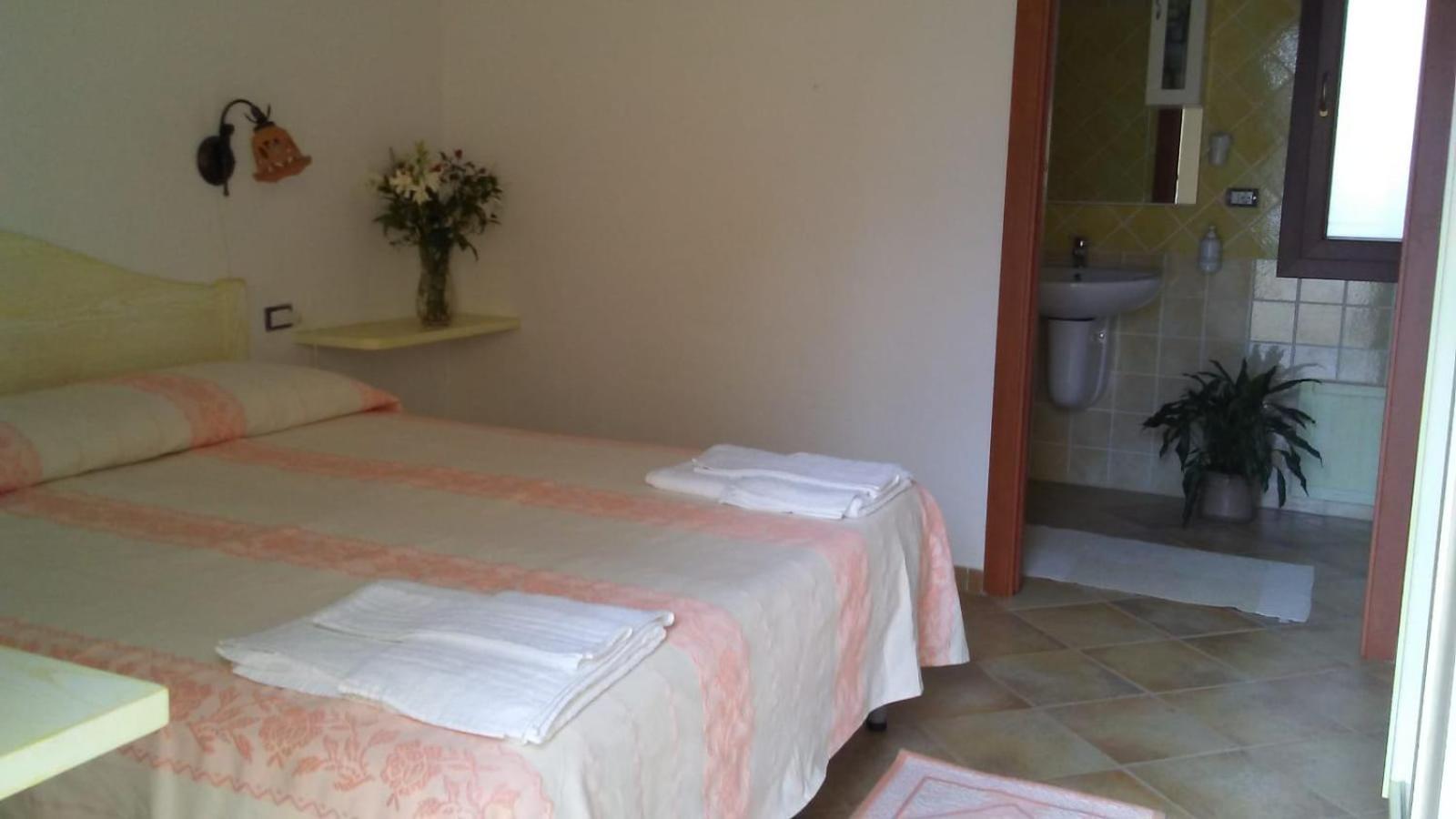 Agriturismo Donnolu Tertenìa Rum bild
